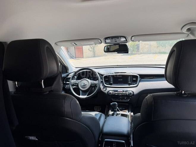 Kia Sorento-2
