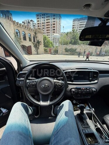 Kia Sorento-4
