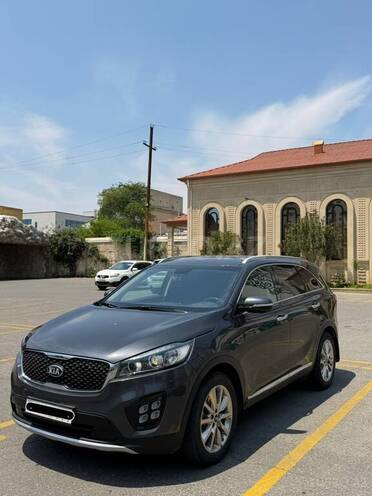 Kia Sorento-11