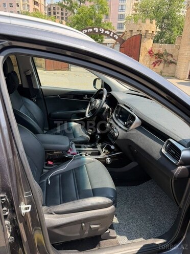 Kia Sorento-3