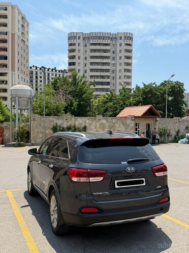 Kia Sorento-9