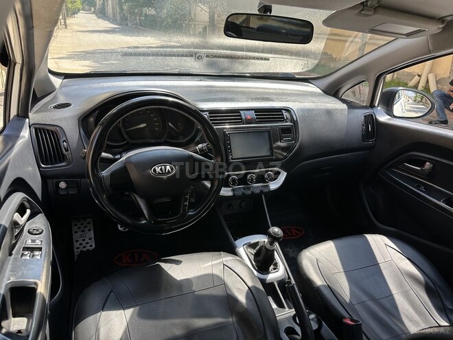 Kia Rio-3