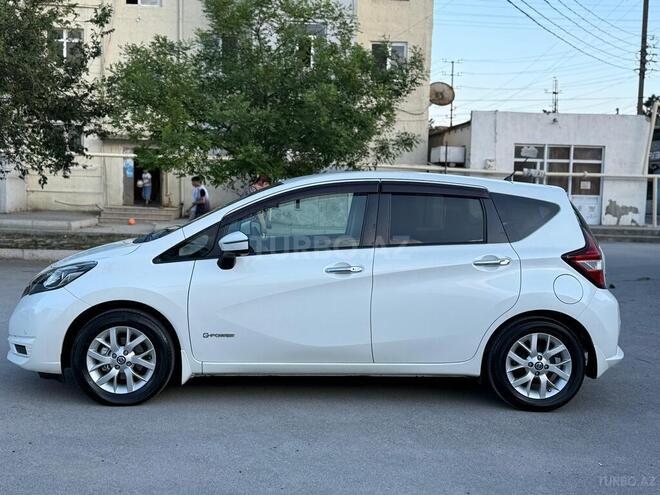 Nissan Note-15