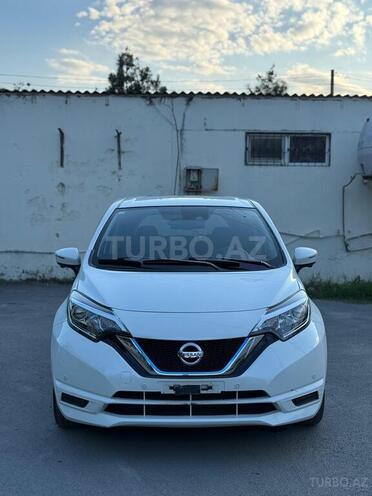 Nissan Note-1