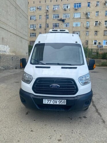 Ford Transit-1
