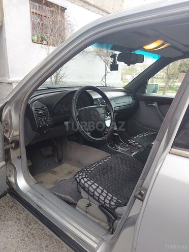 Mercedes C 220-7