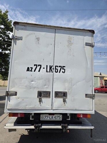 Ford Transit-9