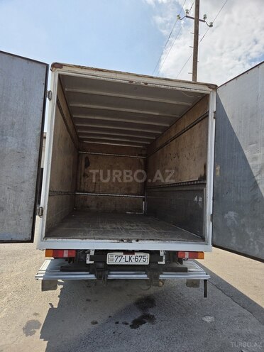 Ford Transit-13