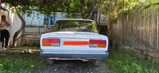 LADA (VAZ) 2107-3