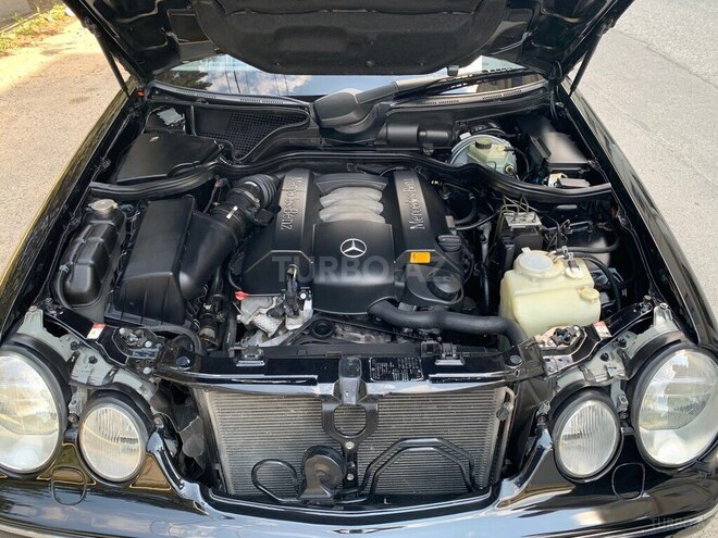 Mercedes E 240-20