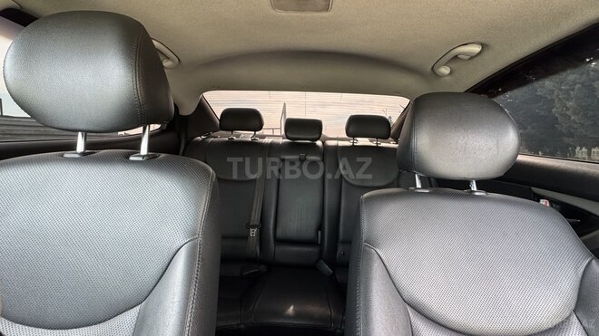 Hyundai Elantra-6