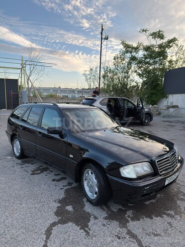 Mercedes C 180-2