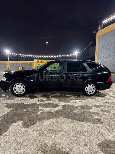 Mercedes C 180-11