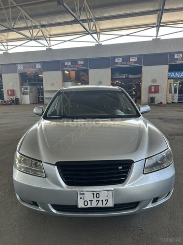 Hyundai Sonata-1