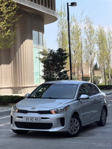 Kia Rio-4