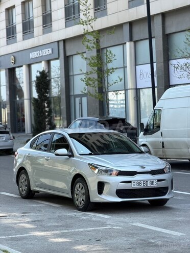 Kia Rio-1