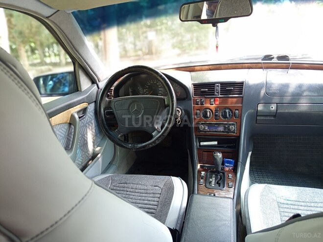 Mercedes C 180-10