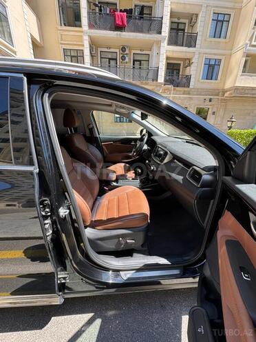 Kia Sorento-8