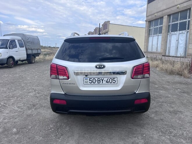Kia Sorento-2