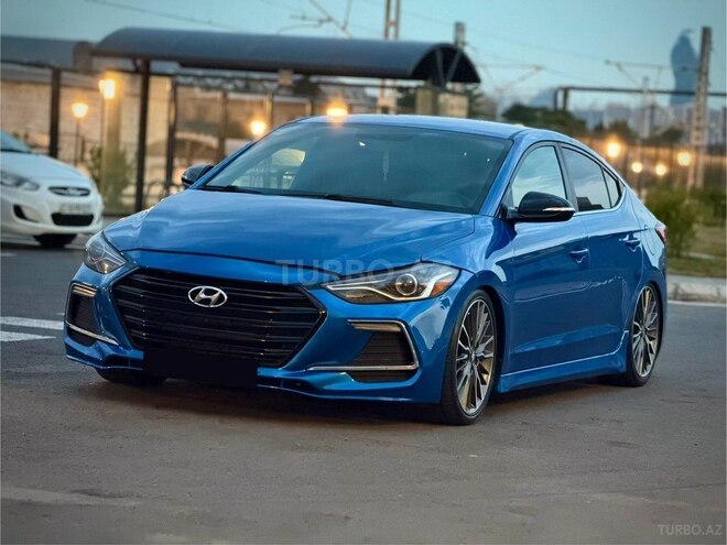 Hyundai Elantra-8