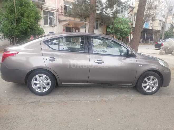 Nissan Sunny-3