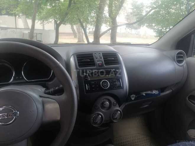 Nissan Sunny-20