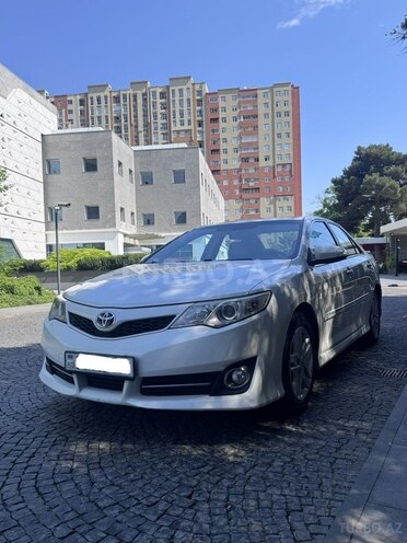 Toyota Camry-10