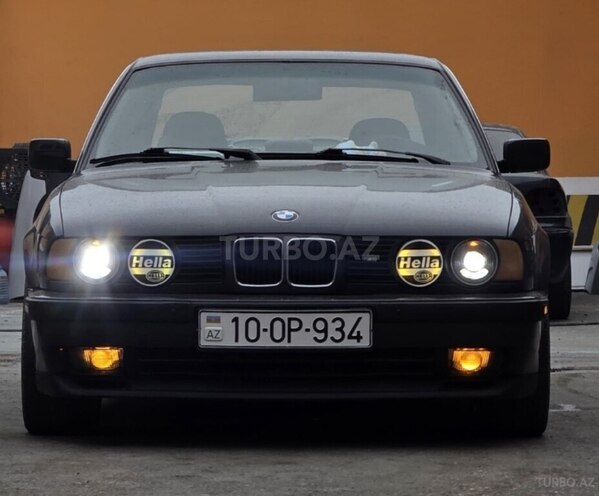 BMW 520-1