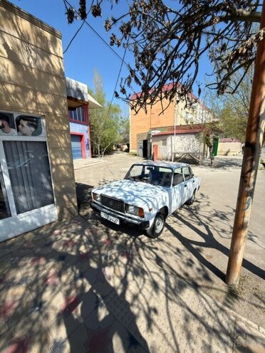 LADA (VAZ) 2107-9