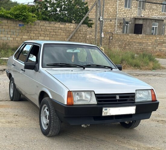 LADA (VAZ) 21099-4