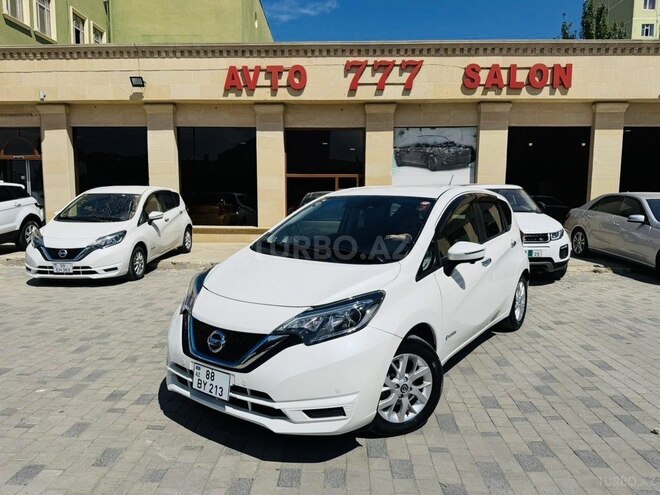Nissan Note-1