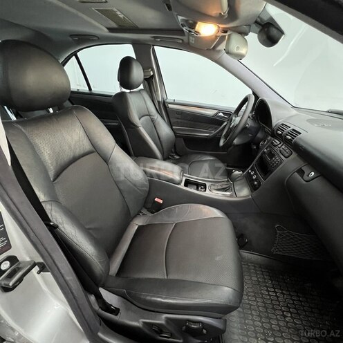 Mercedes C 240-6