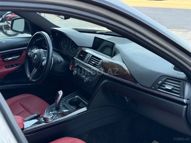 BMW 330-10