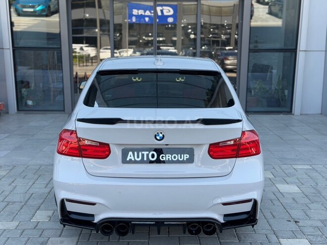 BMW 330-5
