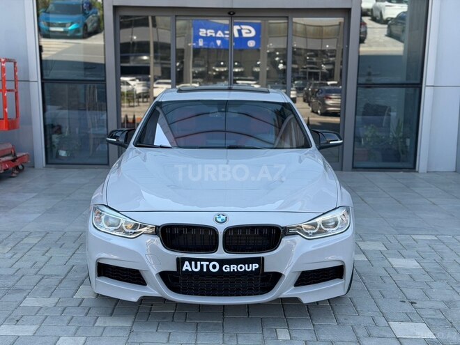 BMW 330-1
