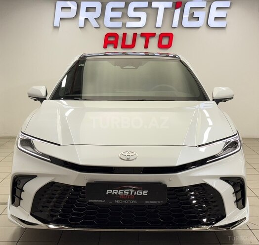 Toyota Camry-3
