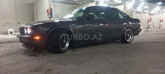 BMW 520-6