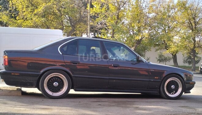 BMW 520-10