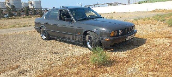 BMW 520-11