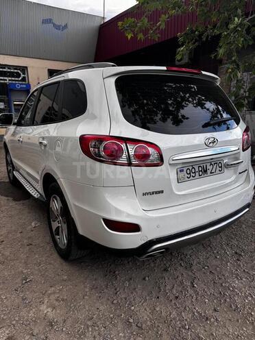 Hyundai Santa Fe-6