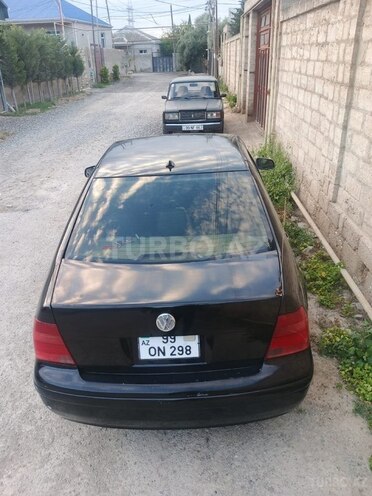 Volkswagen Jetta-5
