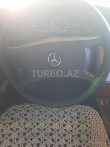 Mercedes 190-5