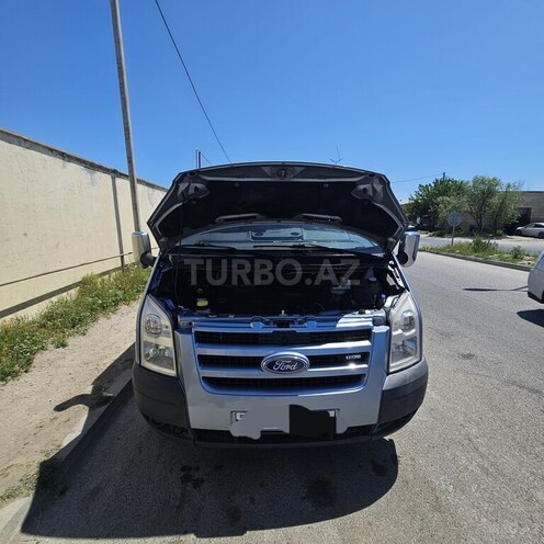 Ford Transit-1