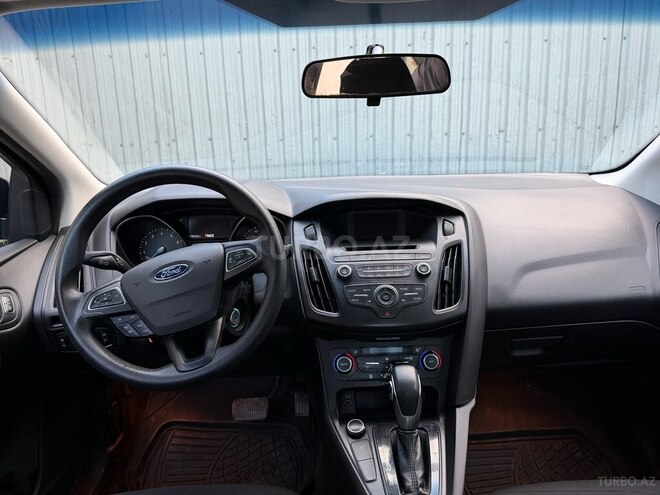 Ford Focus-5
