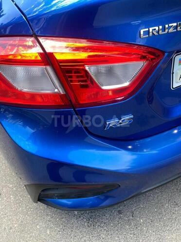 Chevrolet Cruze-12