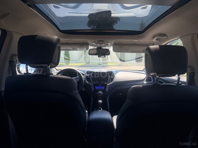 Hyundai Santa Fe-8