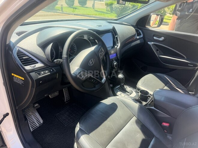 Hyundai Santa Fe-10