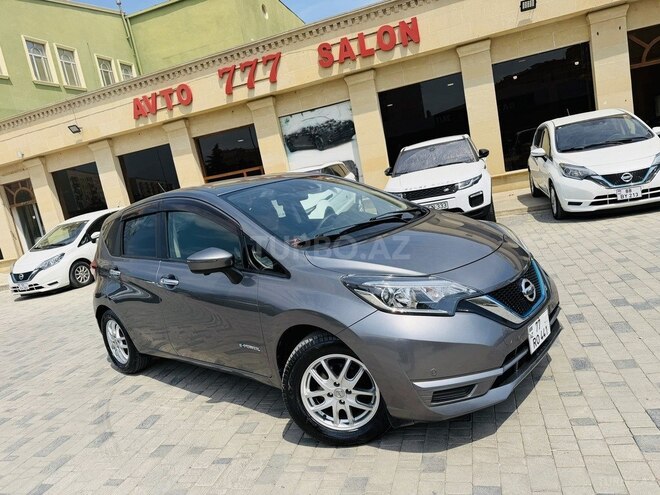 Nissan Note-2