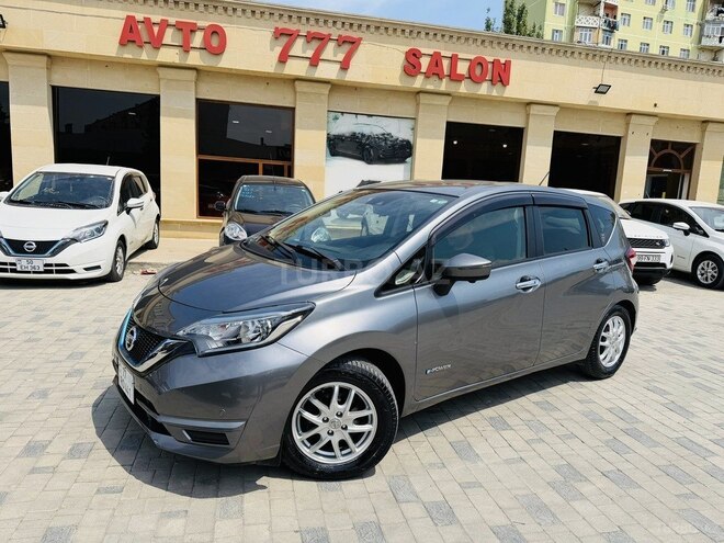 Nissan Note-3