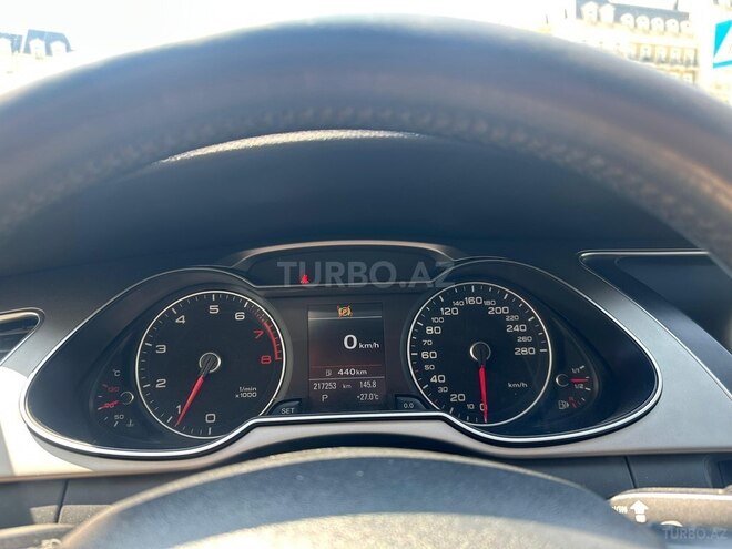 Audi A4-6